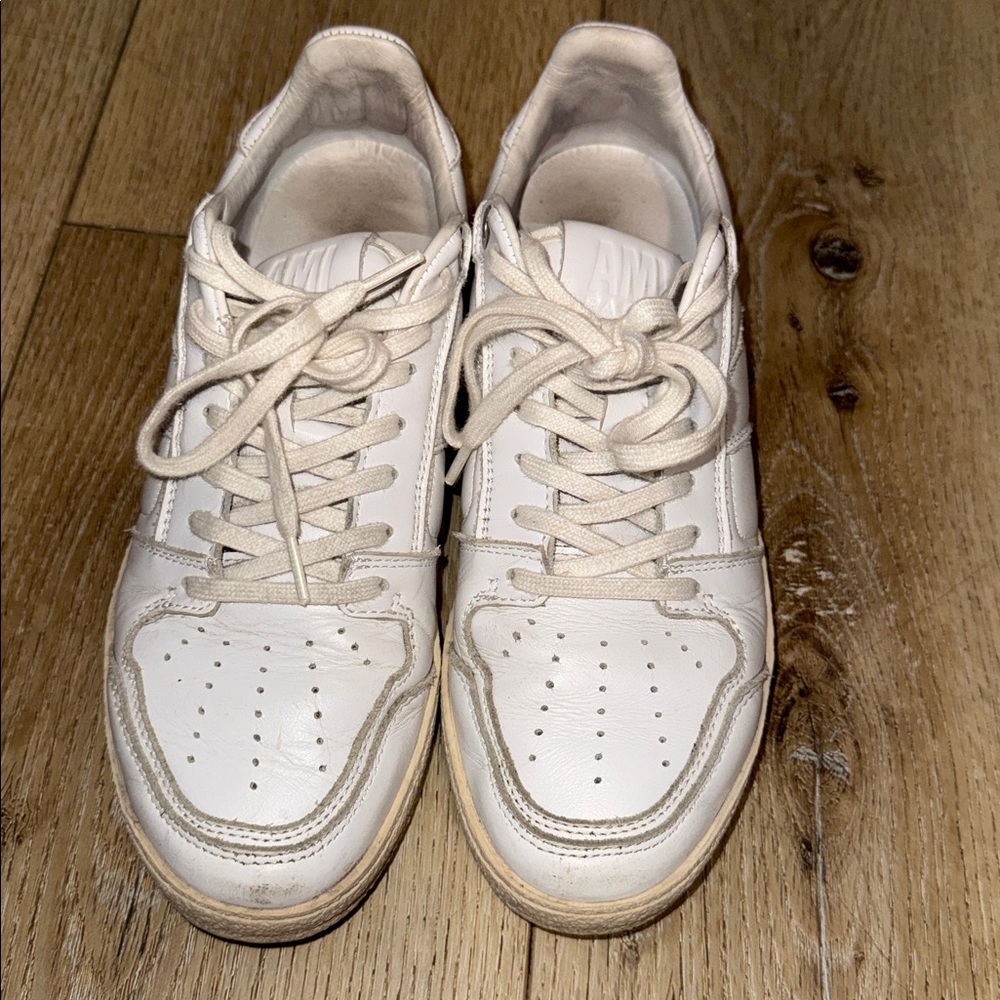 Ami Paris Sneakers